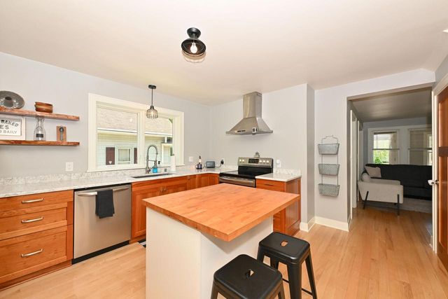 458 W Chestnut STREET, Port Washington, WI 53074