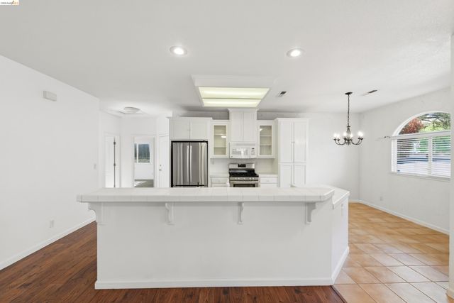 17800 Rolling Oaks Dr., Jamestown, CA 95327