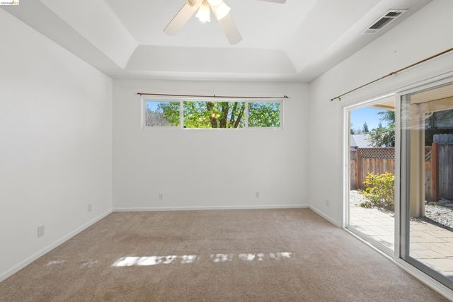 17800 Rolling Oaks Dr., Jamestown, CA 95327