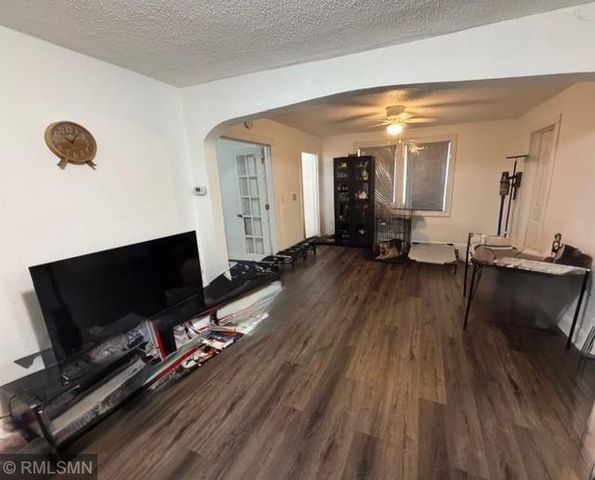 1212 Bush Avenue, Saint Paul, MN 55106