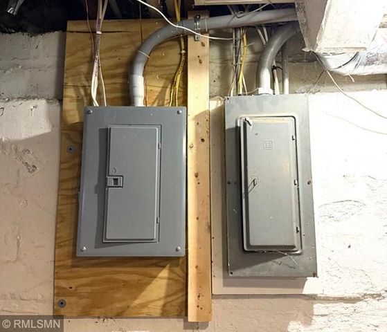 1212 Bush Avenue, Saint Paul, MN 55106