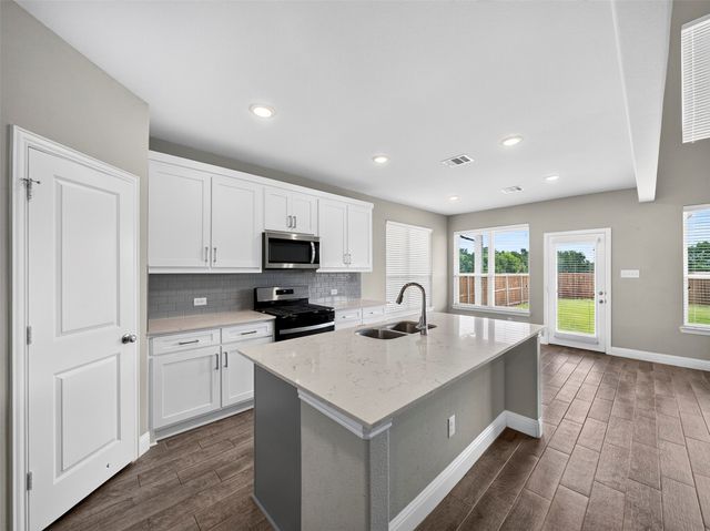 705 Parrino Parkway, Princeton, TX 75407