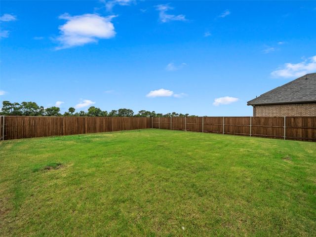 705 Parrino Parkway, Princeton, TX 75407