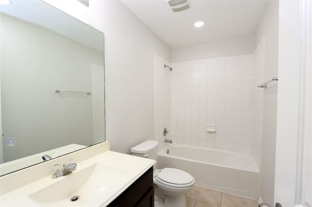 17614 Glade Landing Lane, Richmond, TX 77407
