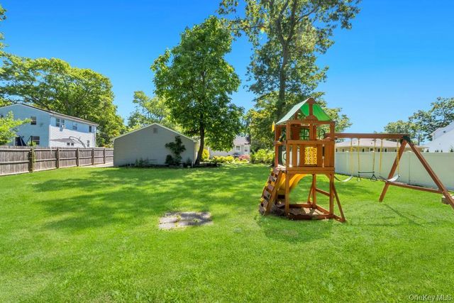 120 Smithtown Polk Boulevard, Centereach, NY 11720