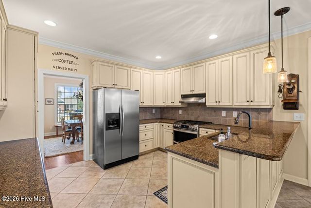 100 Grey Moss Court, Hampstead, NC 28443