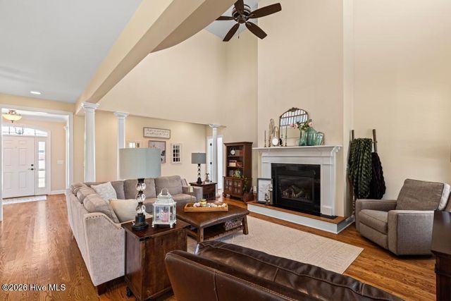 100 Grey Moss Court, Hampstead, NC 28443