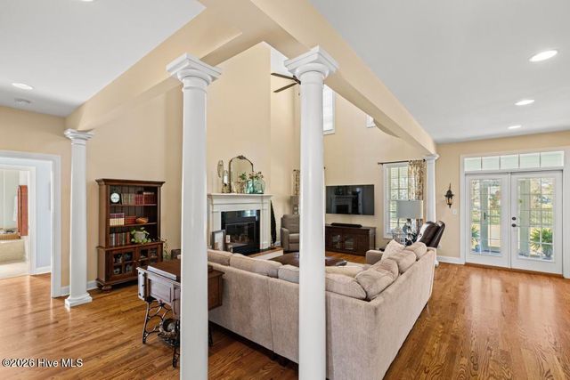 100 Grey Moss Court, Hampstead, NC 28443
