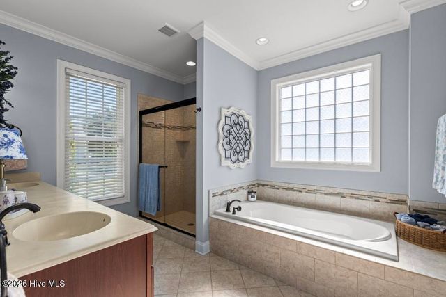 100 Grey Moss Court, Hampstead, NC 28443