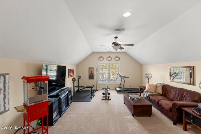 100 Grey Moss Court, Hampstead, NC 28443