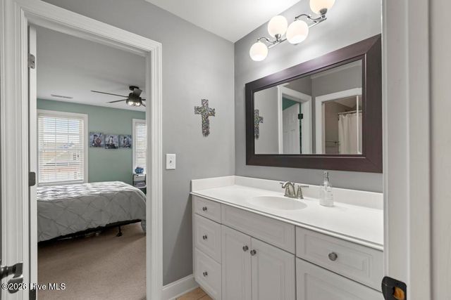 100 Grey Moss Court, Hampstead, NC 28443