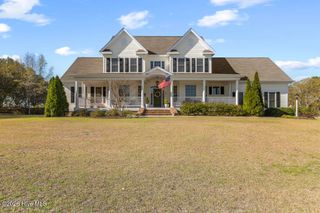 100 Grey Moss Court, Hampstead, NC 28443