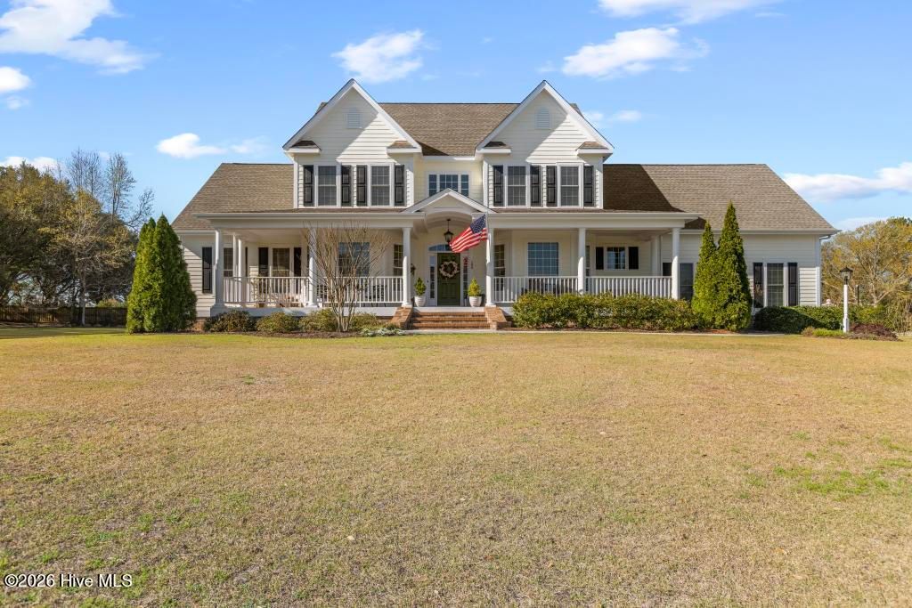 100 Grey Moss Court, Hampstead, NC 28443