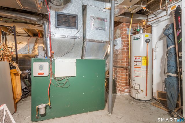 28 Reservoir Street, Bethel, CT 06801