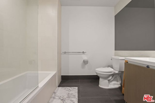 889 Francisco Street 2602, Los Angeles, CA 90017