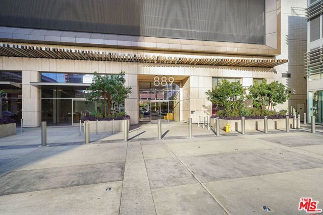 889 Francisco Street 2602, Los Angeles, CA 90017