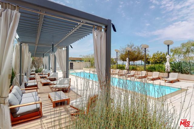 889 Francisco Street 2602, Los Angeles, CA 90017