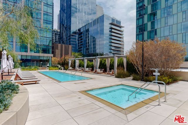 889 Francisco Street 2602, Los Angeles, CA 90017