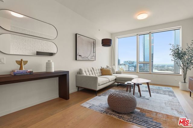 889 Francisco Street 2602, Los Angeles, CA 90017