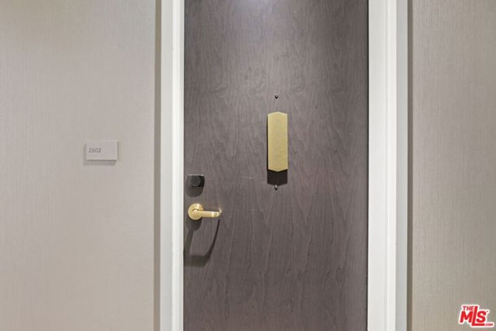 889 Francisco Street 2602, Los Angeles, CA 90017