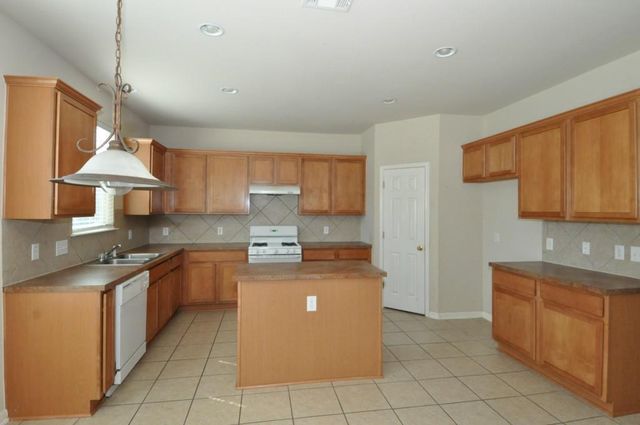 2708 Katie CV, Leander, TX 78641
