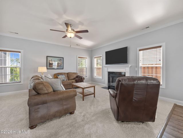 152 Oyster Landing Drive, Sneads Ferry, NC 28460