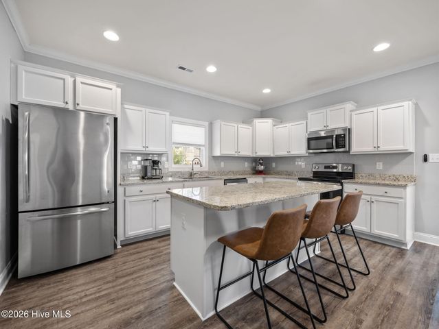 152 Oyster Landing Drive, Sneads Ferry, NC 28460