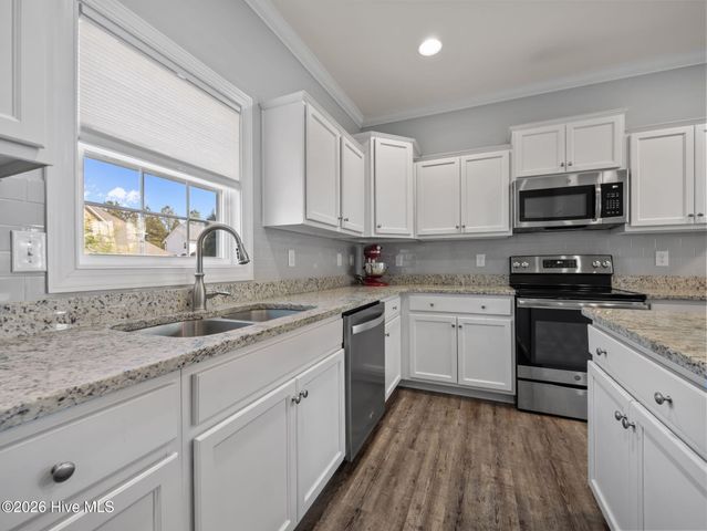 152 Oyster Landing Drive, Sneads Ferry, NC 28460