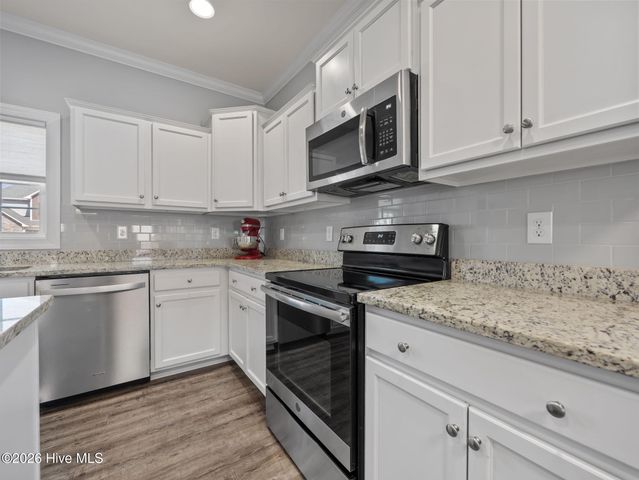 152 Oyster Landing Drive, Sneads Ferry, NC 28460