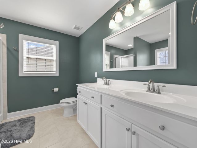 152 Oyster Landing Drive, Sneads Ferry, NC 28460