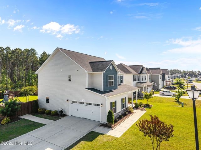 152 Oyster Landing Drive, Sneads Ferry, NC 28460