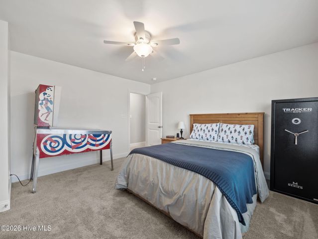 152 Oyster Landing Drive, Sneads Ferry, NC 28460