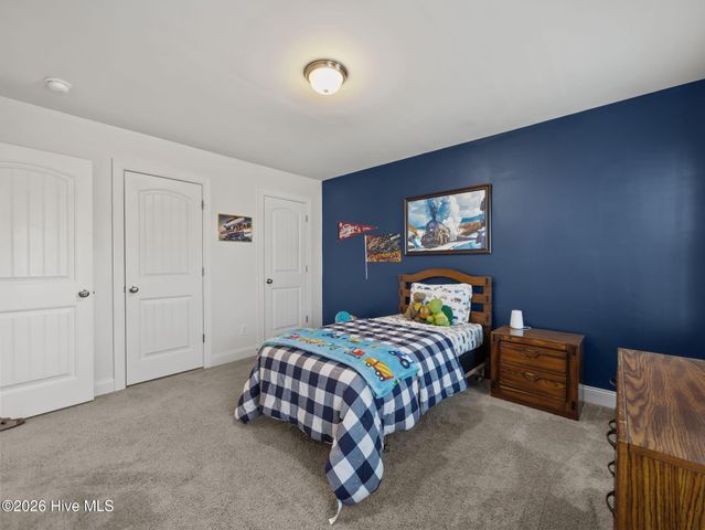 152 Oyster Landing Drive, Sneads Ferry, NC 28460