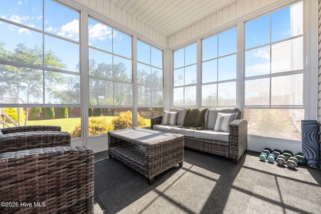 152 Oyster Landing Drive, Sneads Ferry, NC 28460