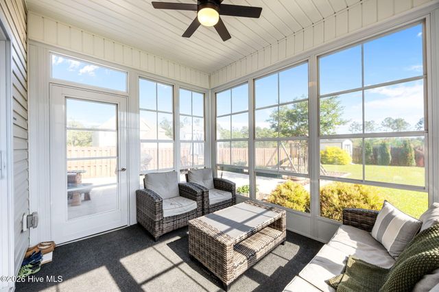 152 Oyster Landing Drive, Sneads Ferry, NC 28460