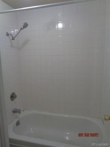 1300 S Parker Road 112, Denver, CO 80231