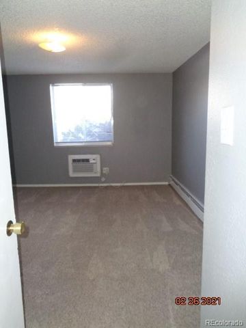 1300 S Parker Road 112, Denver, CO 80231