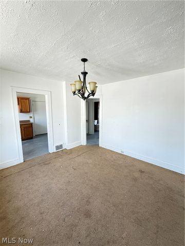 4857 E 84th Street, Garfield Heights, OH 44125