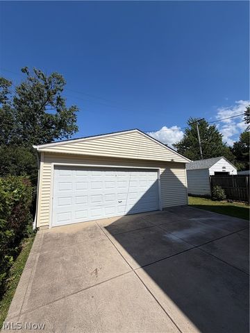 4857 E 84th Street, Garfield Heights, OH 44125