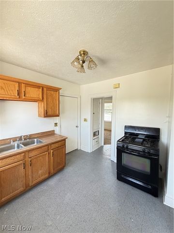 4857 E 84th Street, Garfield Heights, OH 44125