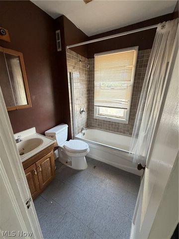 4857 E 84th Street, Garfield Heights, OH 44125
