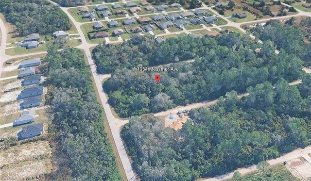 1954 Messmer AVE, Lehigh Acres, FL 33972