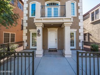 1628 E CANYON CREEK Drive, Gilbert, AZ 85295