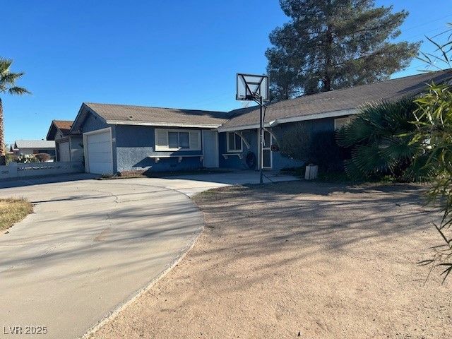 3905 La Pasada Avenue, Las Vegas, NV 89102