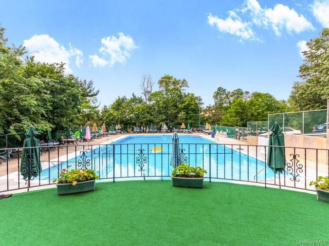 11 Balint Drive 645, Yonkers, NY 10710