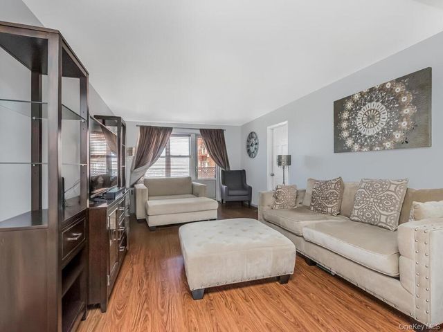 11 Balint Drive 645, Yonkers, NY 10710