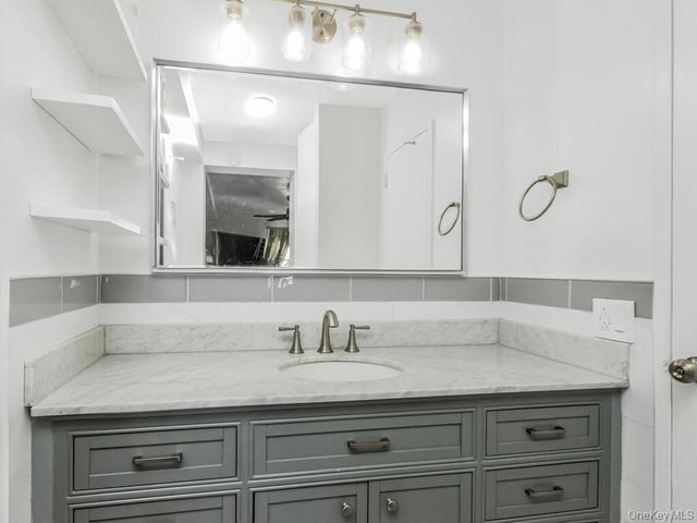 11 Balint Drive 645, Yonkers, NY 10710