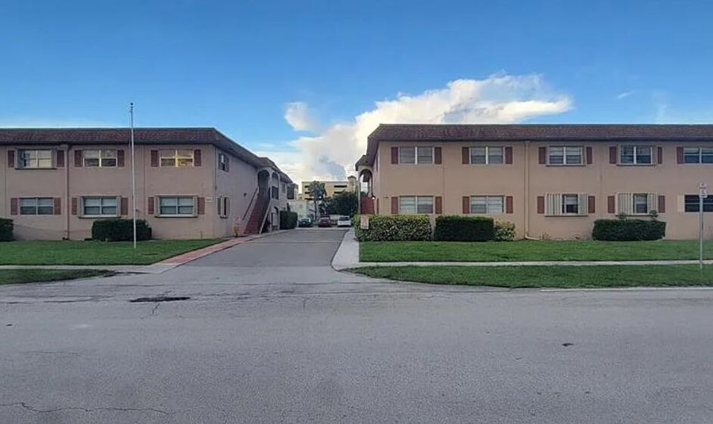 650 SW 2nd Avenue 252, Boca Raton, FL 33432