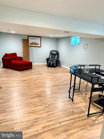 101 DENOW RD, Trenton, NJ 08648