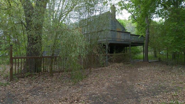 205 N Washington Avenue, Centereach, NY 11720